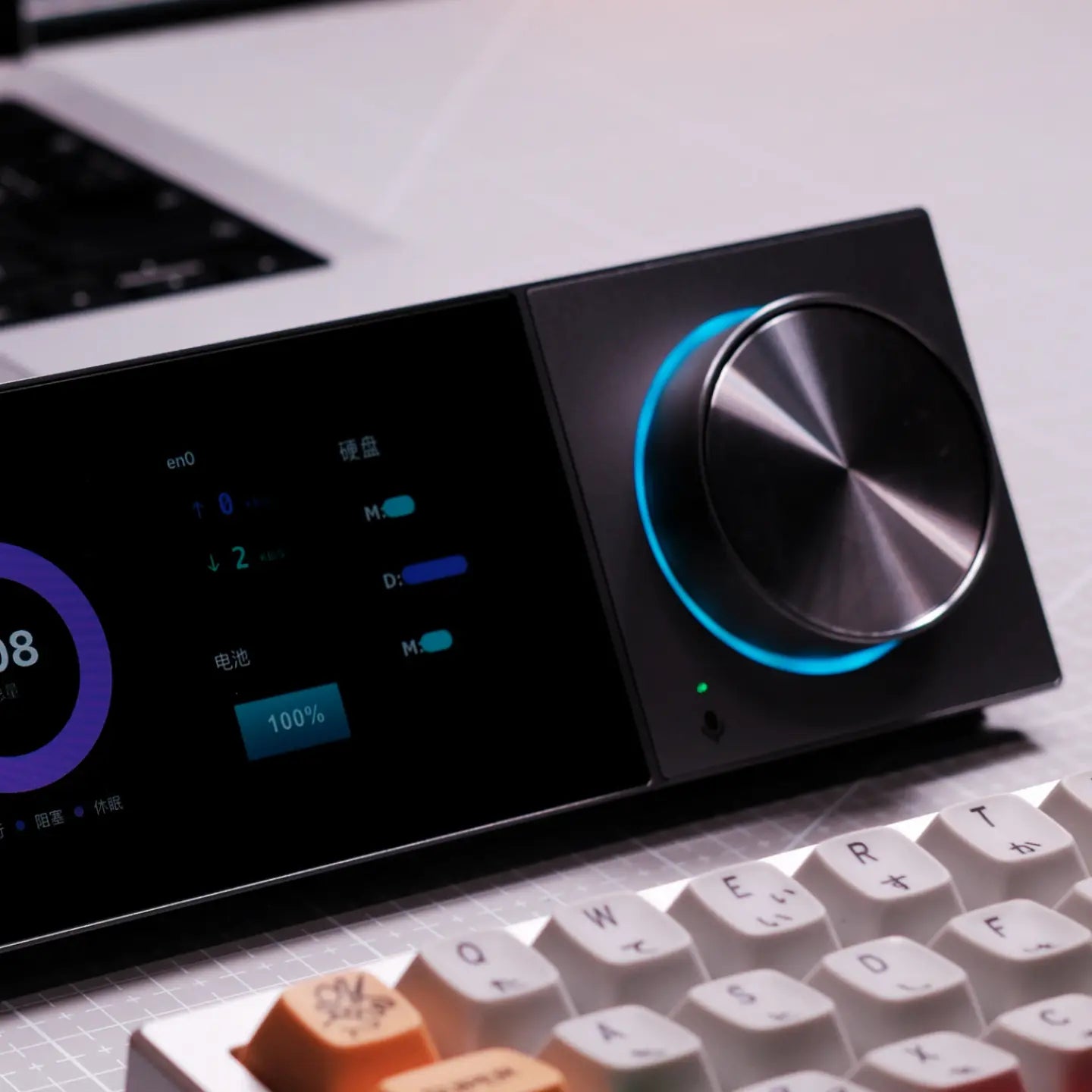 DECOKEE Quake Desktop AI Assistant